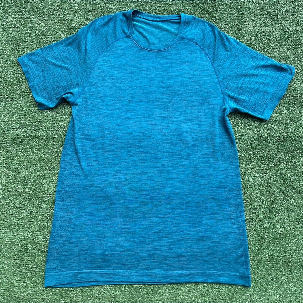 Lululemon Metal Vent Tech Heathered Baltic Blue T-shirt Mens Size Medium